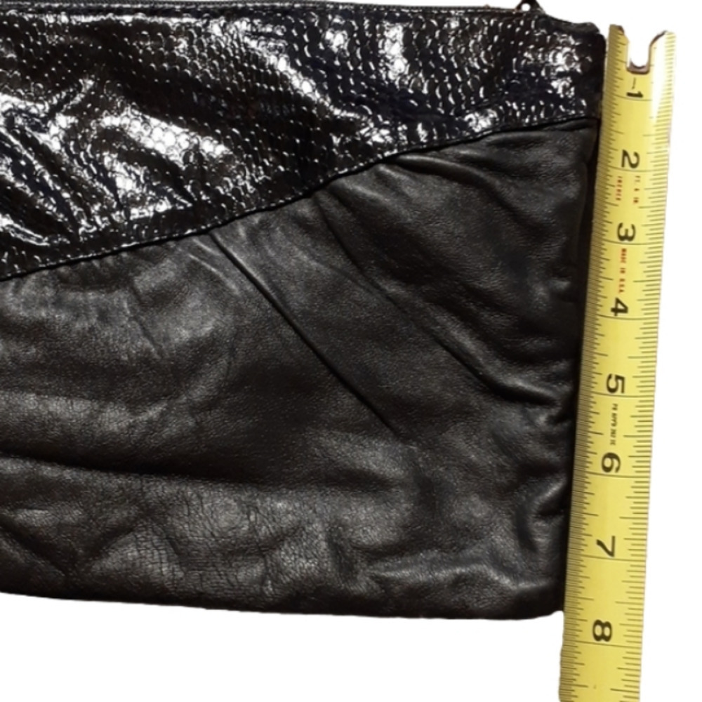 BLACK LEATHER BAG - Picture 7 of 7